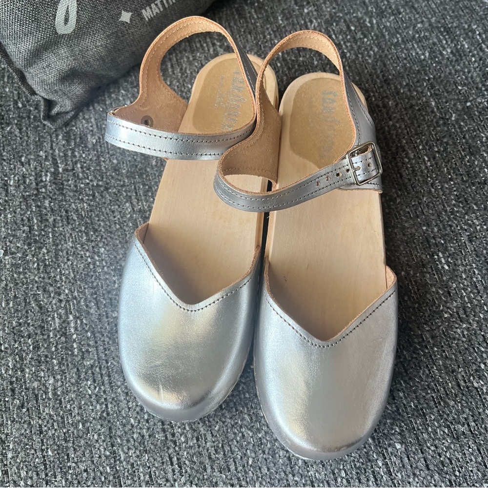 Elegant Silver Women's Mules